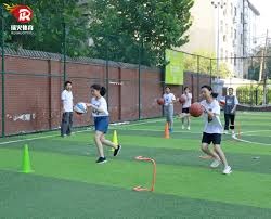 詹姆斯压哨补篮绝杀 东契奇34+7+7 湖人1分险胜步行者止3连败